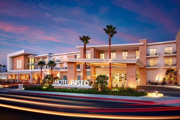 Experience #B16: Palm Springs Mid Century Dream - 3 Night Stay for 2
